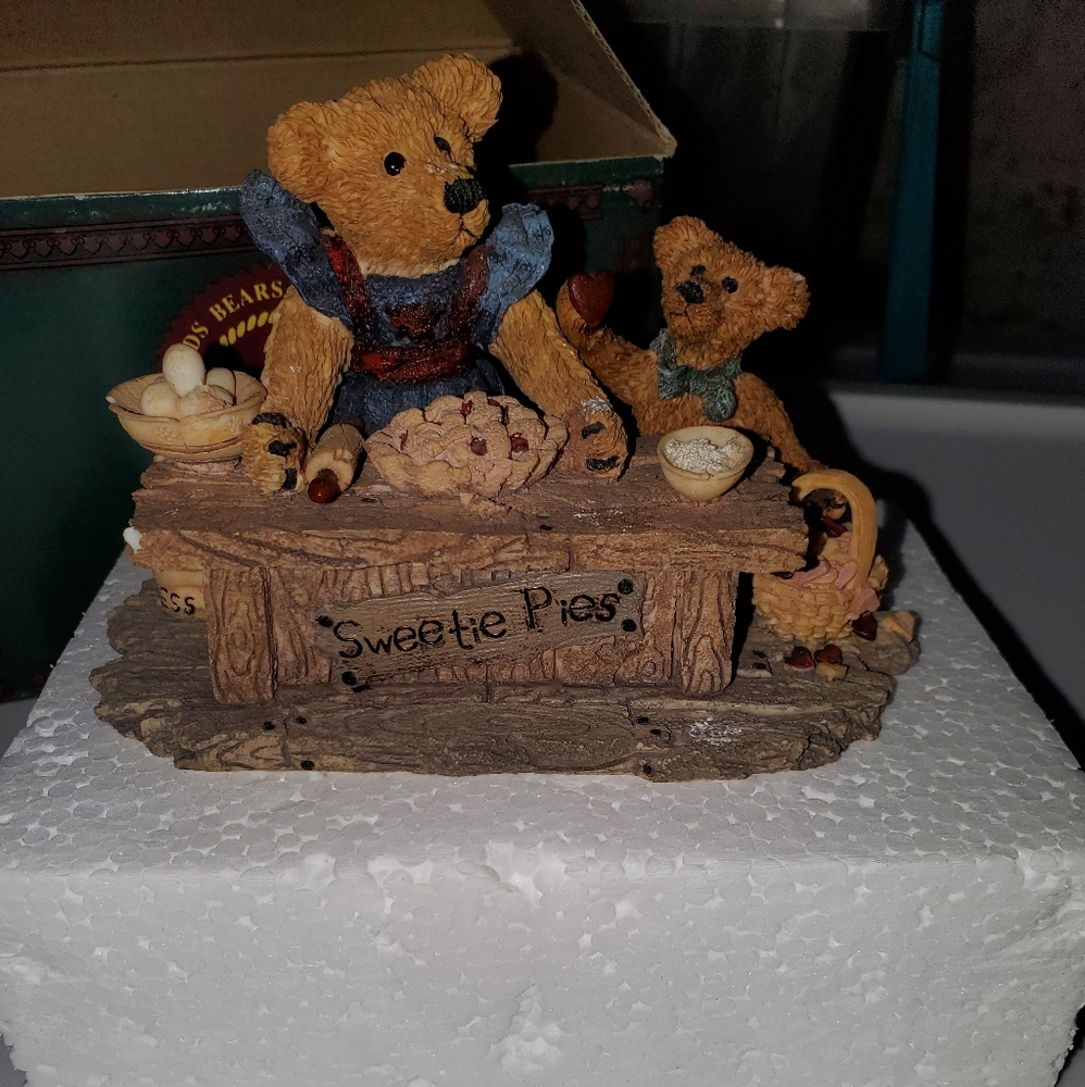 💖BOGO💖 Boyds Bear Figurine